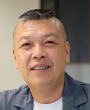 Mr Gary Wong